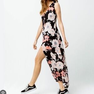 ROXY Flowers Crown Maxi Overlay Romper size XS